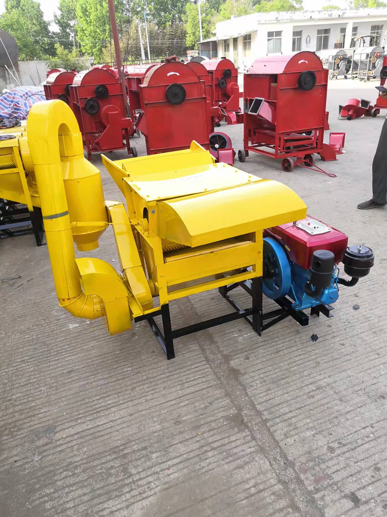 Multifunctional Threshing Mach - Rice Thresher Machine review and price